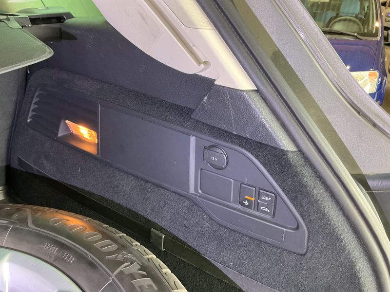 Volkswagen Touareg 3.0 V6 TDI Terrain Tech BlueMotion Tech 2015 – снимка 23
