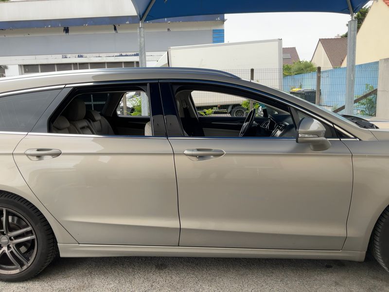 Ford Mondeo 2.0 EcoBoost Titanium 2015 – снимка 10