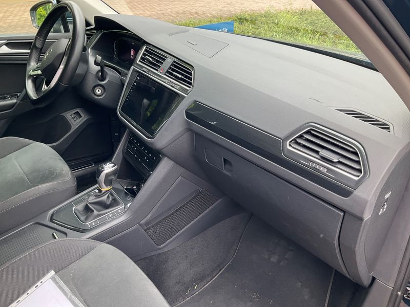 Volkswagen Tiguan 1.4 eHybrid Elegance 2021 – снимка 31