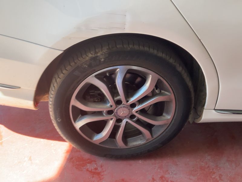Mercedes-Benz C-Klasse C 220 d BlueTEC Avantgarde 2014 – снимка 9