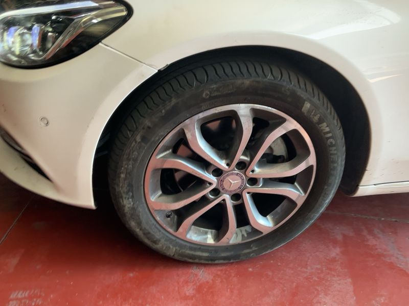 Mercedes-Benz C-Klasse C 220 d BlueTEC Avantgarde 2014 – снимка 3