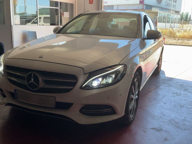 Mercedes-Benz C-Klasse C 220 d BlueTEC Avantgarde 2014 – снимка 1