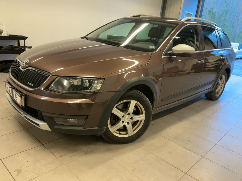 Skoda Octavia 2.0 TDI Scout 4x4 2016 – снимка 1