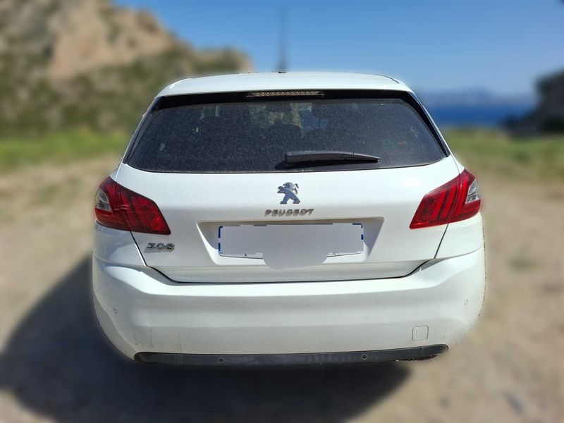 Peugeot 308 1.2 e-THP Style 2017 – снимка 4