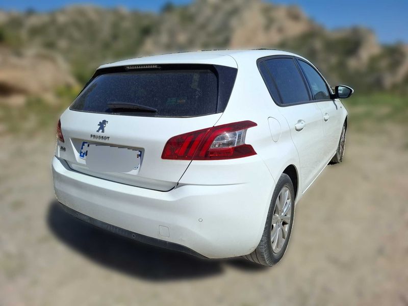 Peugeot 308 1.2 e-THP Style 2017 – снимка 5