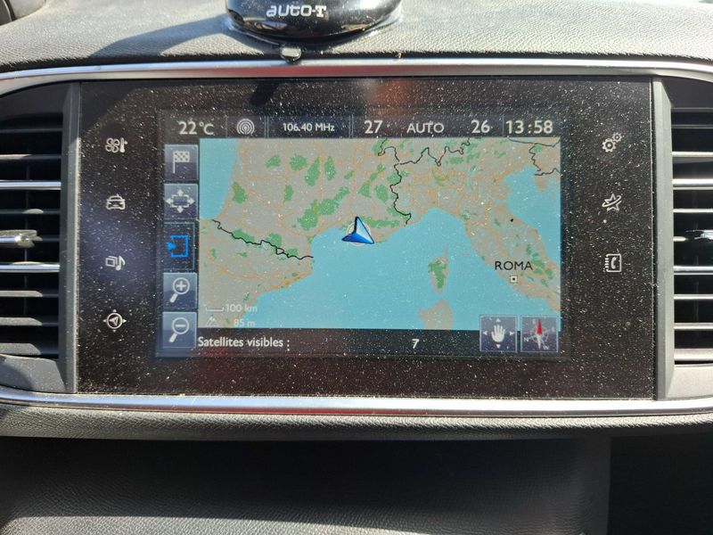 Peugeot 308 1.2 e-THP Style 2017 – снимка 13
