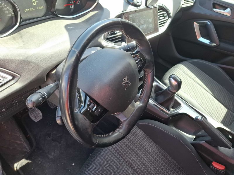 Peugeot 308 1.2 e-THP Style 2017 – снимка 73