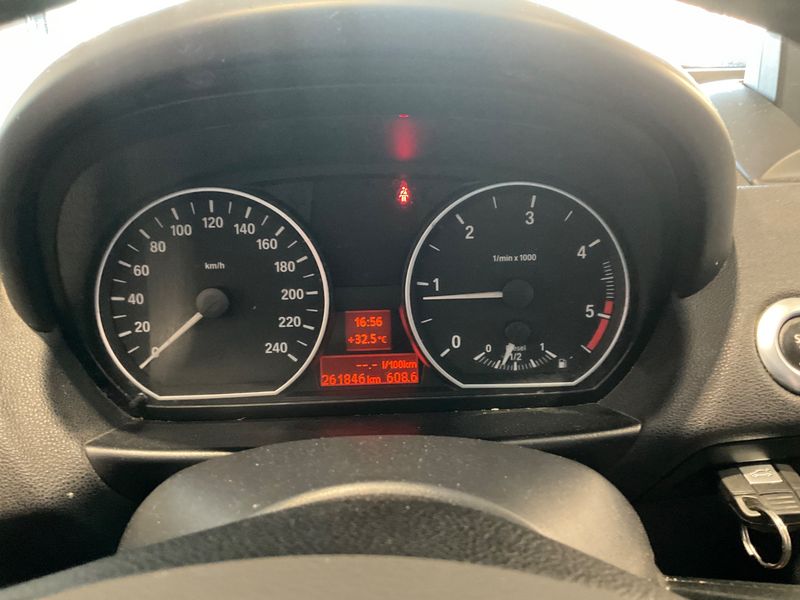 BMW 1er 120d 2007 – снимка 4