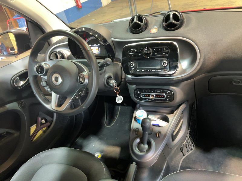 Smart fortwo 0.9 Turbo Basis passion 2018 – снимка 17