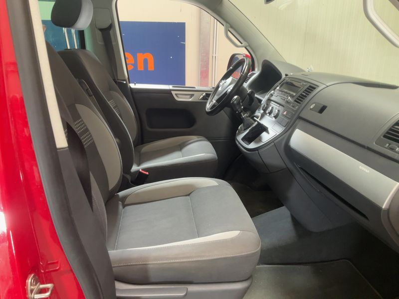 Volkswagen T5 Multivan 2.0 TDI Edition 25 4Motion 2013 – снимка 16