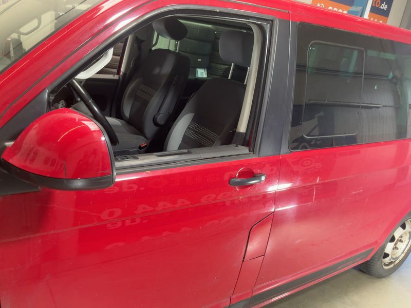 Volkswagen T5 Multivan 2.0 TDI Edition 25 4Motion 2013 – снимка 4