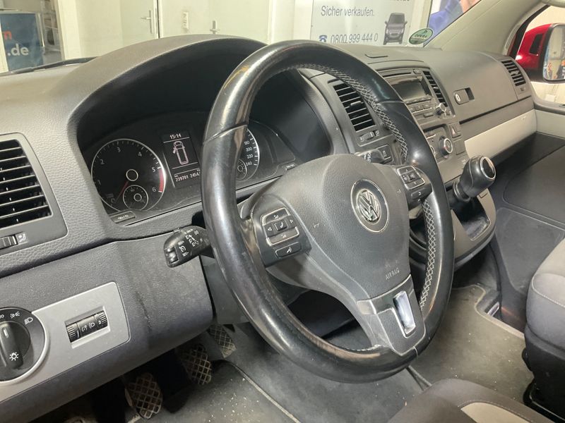 Volkswagen T5 Multivan 2.0 TDI Edition 25 4Motion 2013 – снимка 31