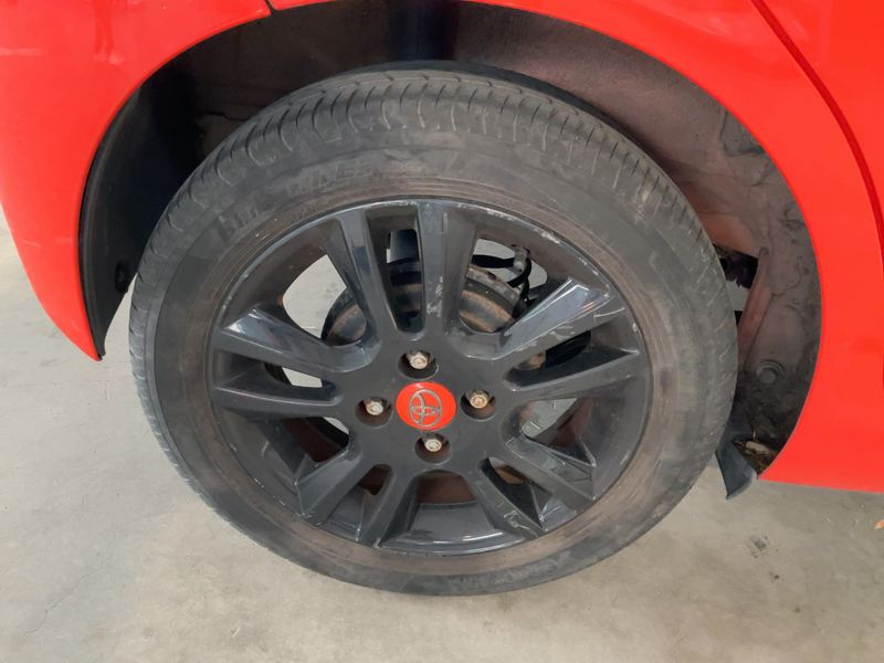 Toyota Aygo 1.0 X-Cite 2014 – снимка 9