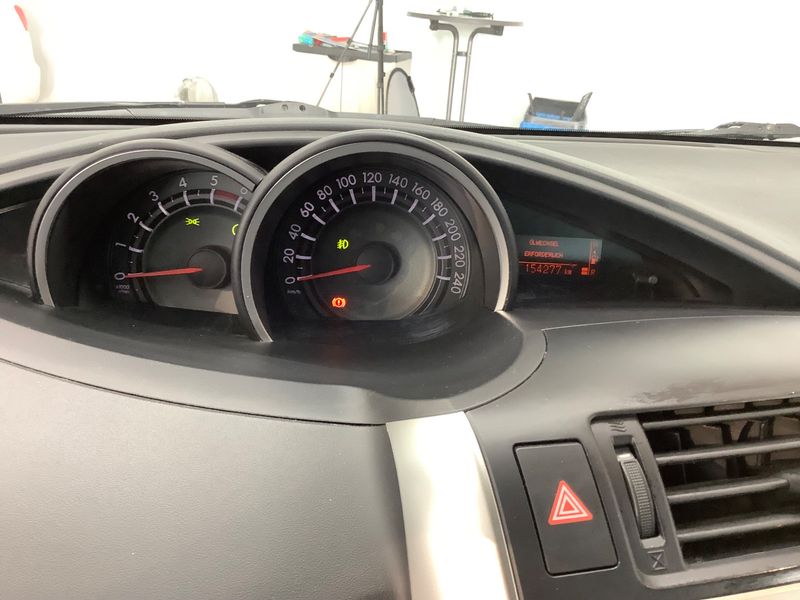 Toyota Verso 1.6 D-4D Executive 2014 – снимка 19