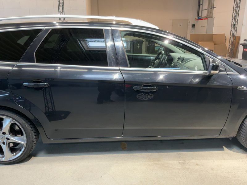 Ford Mondeo 2.2 TDCi Titanium 2011 – снимка 10
