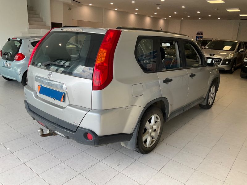 Nissan X-Trail 2.0 dCi SE 4x4 2009 – снимка 2