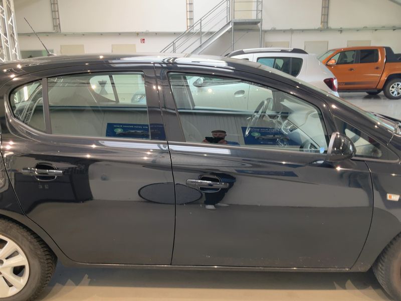 Opel Corsa 1.4 Edition 2017 – снимка 10