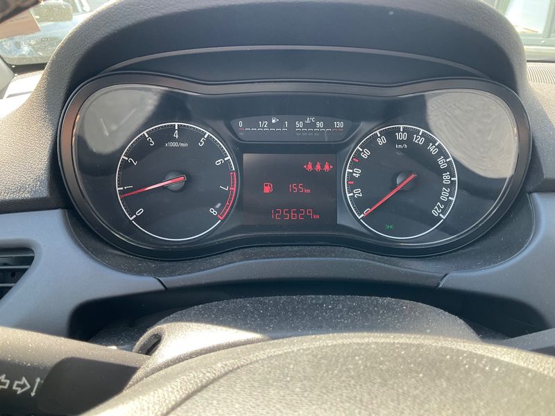 Opel Corsa 1.4 Edition 2017 – снимка 18