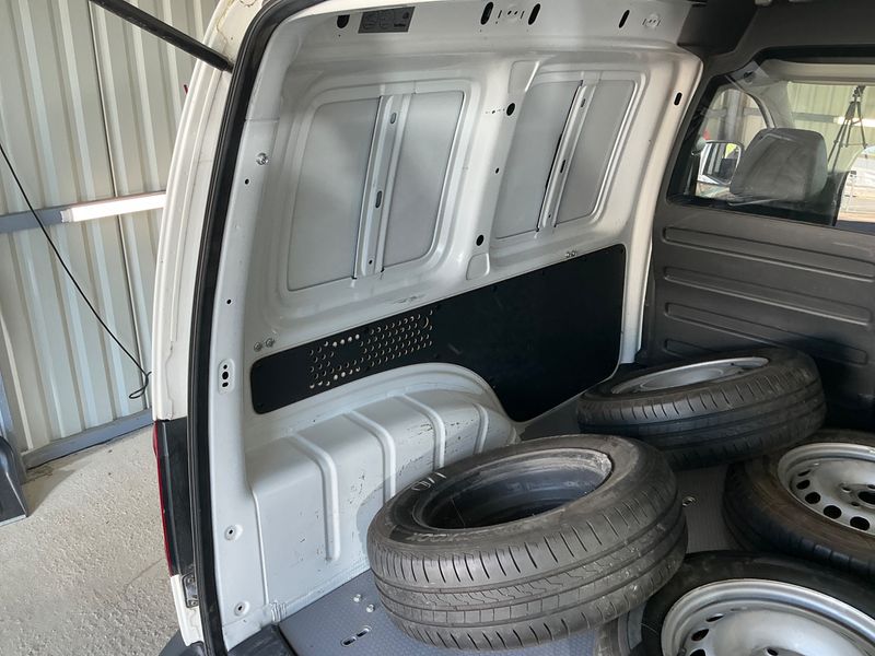 Volkswagen Caddy 2.0 TDI Kasten BlueMotion Tech 2019 – снимка 24