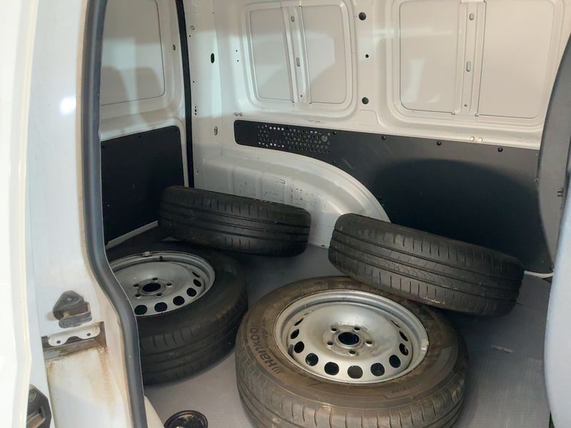 Volkswagen Caddy 2.0 TDI Kasten BlueMotion Tech 2019 – снимка 20