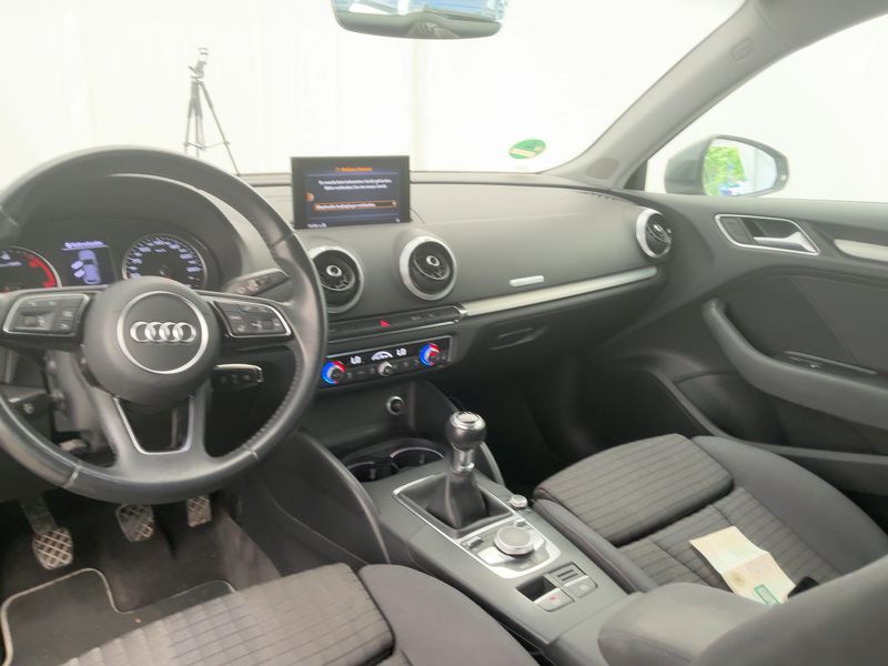 Audi A3 Sportback 2.0 TDI Sport 2018 – снимка 18