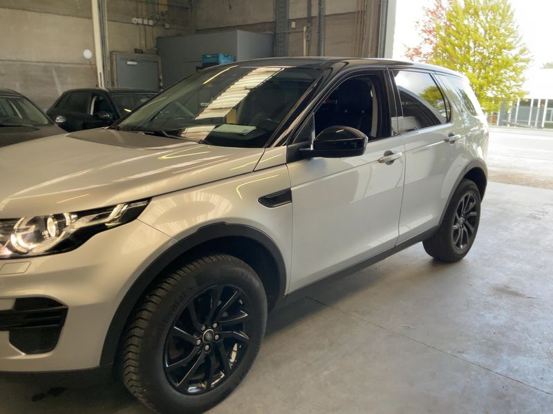Land Rover Discovery Sport 2.0 ed4 Pure 2019 – снимка 2