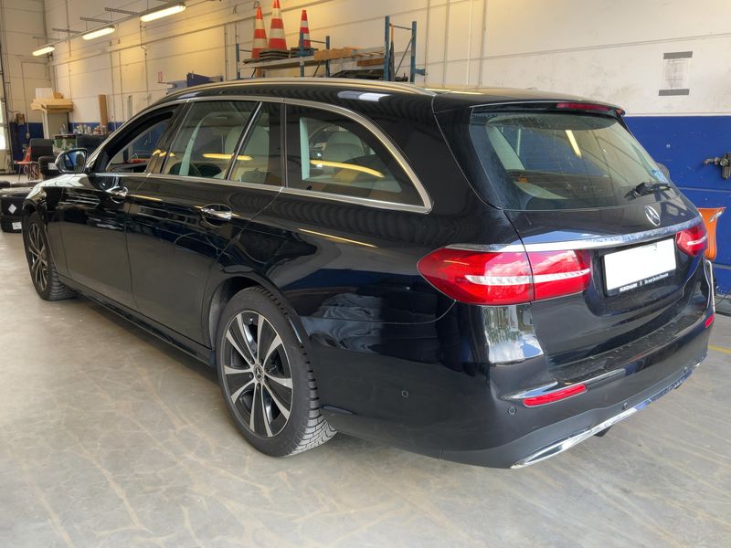 Mercedes-Benz E-Klasse E 350 d T AMG Line 2019 – снимка 6