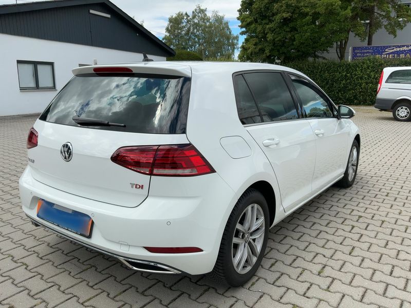 Volkswagen Golf VII 1.6 TDI Comfortline BlueMotion Tech 2017 – снимка на щета 8