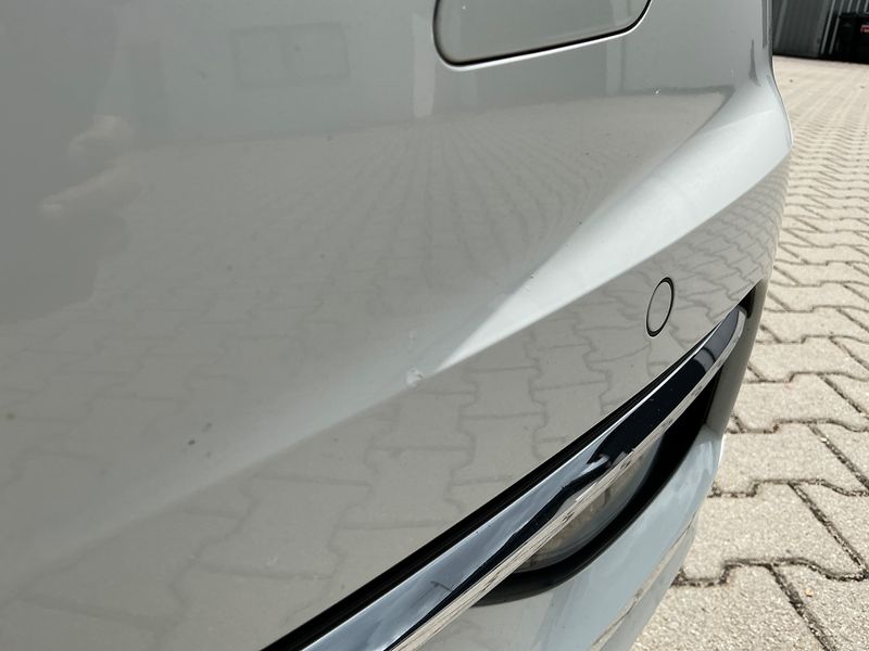 Volkswagen Golf VII 1.6 TDI Comfortline BlueMotion Tech 2017 – снимка на щета 38