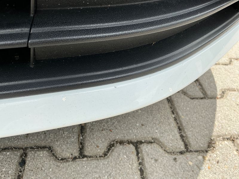 Volkswagen Golf VII 1.6 TDI Comfortline BlueMotion Tech 2017 – снимка на щета 37