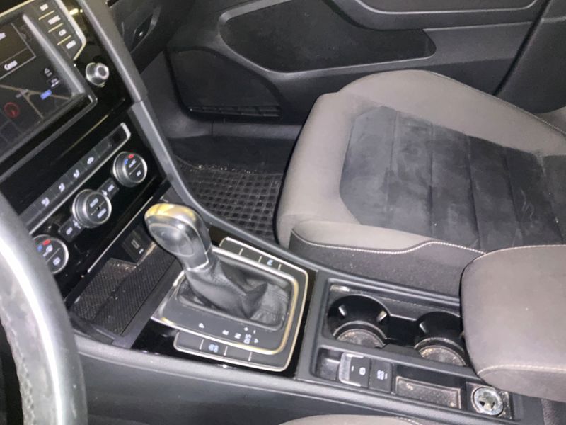 Volkswagen Golf VII 1.4 TGI Highline BlueMotion Tech 2016 – снимка 25