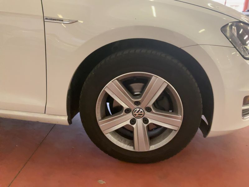 Volkswagen Golf VII 1.4 TGI Highline BlueMotion Tech 2016 – снимка 11
