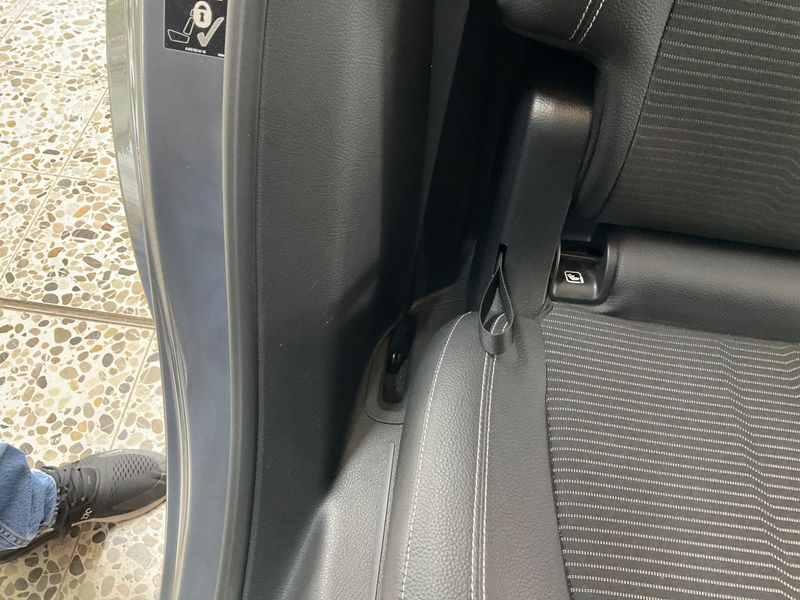 Mercedes-Benz GLB-Klasse GLB 200 Progressive 2021 – снимка 25