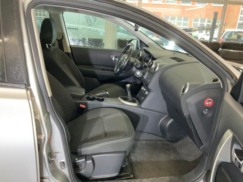 Nissan Qashqai 2.0 I-Way 2009 – снимка 16
