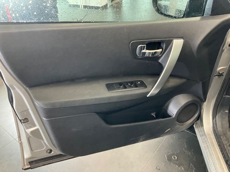 Nissan Qashqai 2.0 I-Way 2009 – снимка 34