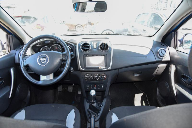 Dacia Sandero 1.5 dCi Stepway Prestige 2013 – снимка 11
