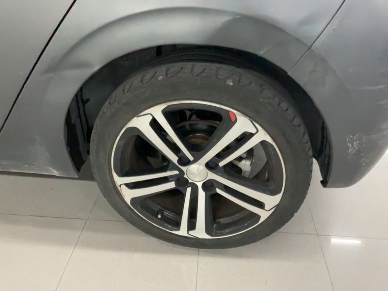 Peugeot 208 1.6 Blue-HDi GT Line 2017 – снимка 5