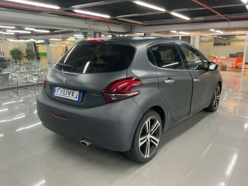 Peugeot 208 1.6 Blue-HDi GT Line 2017 – снимка 8