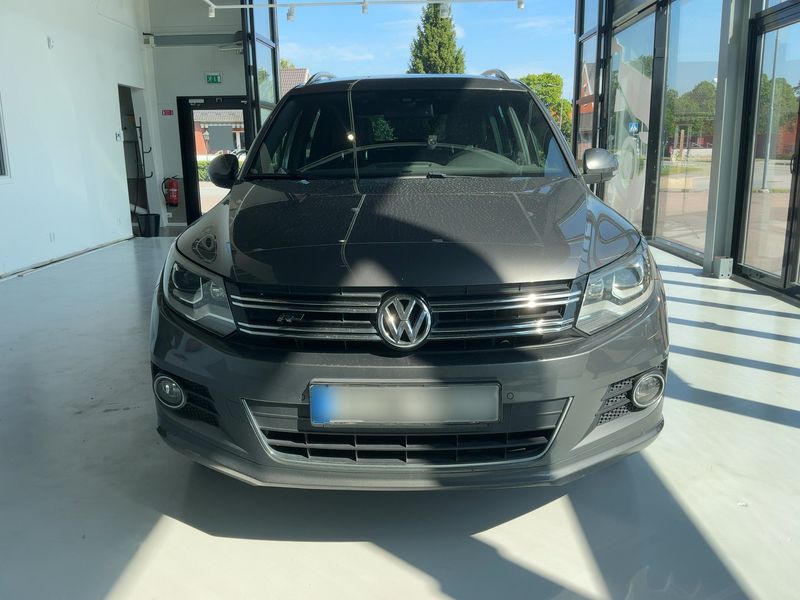 Volkswagen Tiguan 2.0 TDI Sport & Style 4Motion BlueMotion Tech 2015 – снимка 14