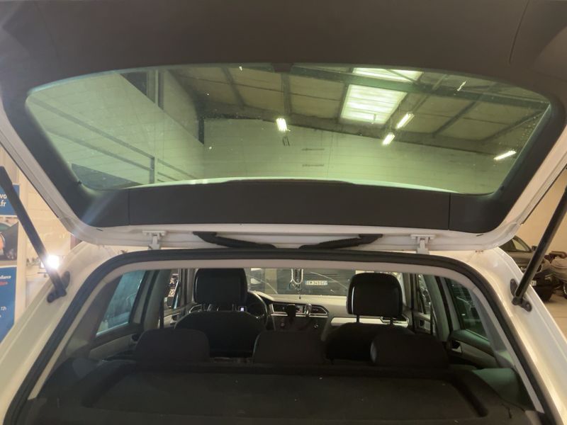 Volkswagen Tiguan 2.0 TDI Comfortline BlueMotion Tech 2018 – снимка 15