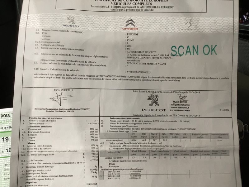 Peugeot 208 1.2 e-VTi Style 2018 – снимка 21