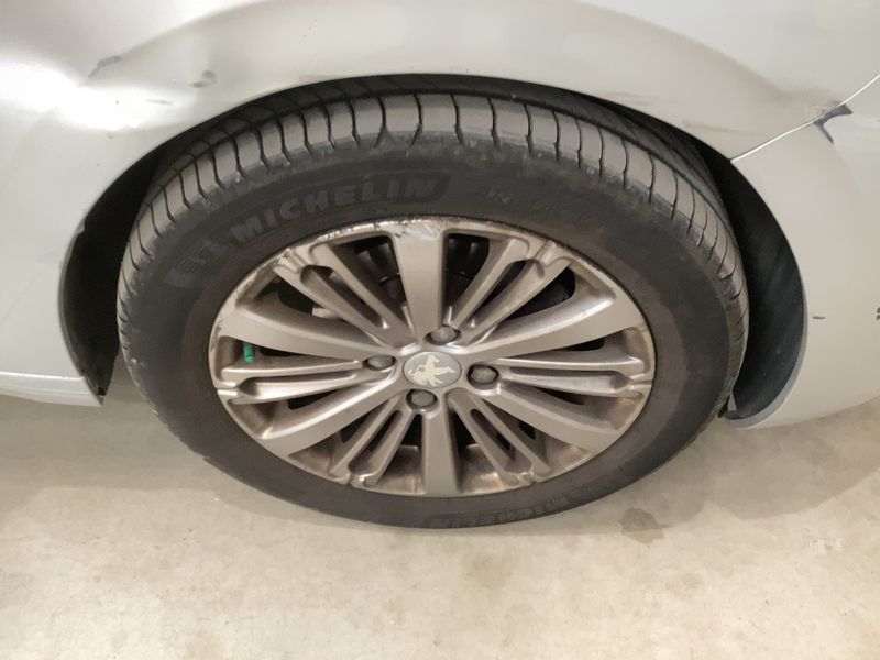 Peugeot 208 1.2 e-VTi Style 2018 – снимка 11