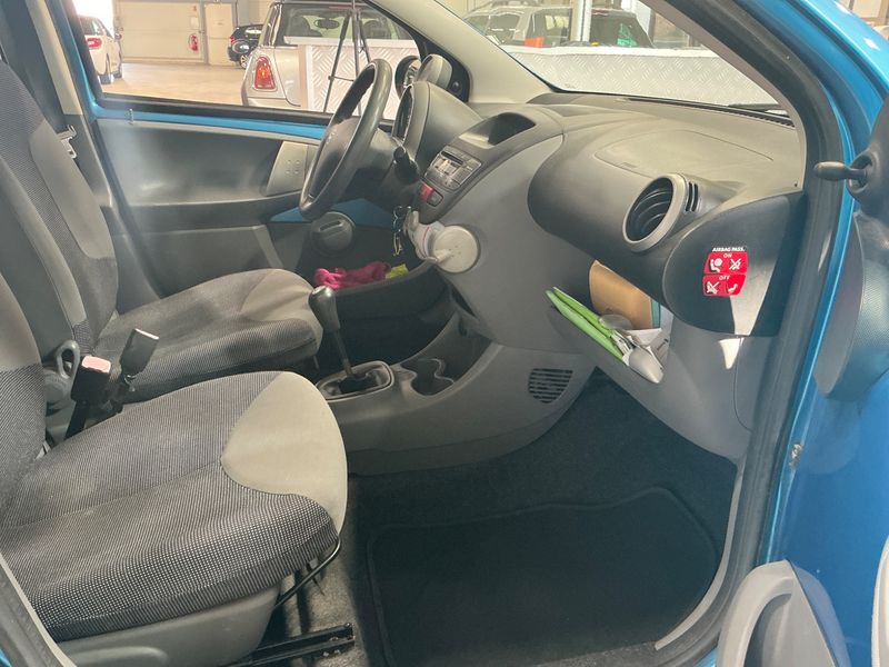 Peugeot 107 1.0 Trendy 2007 – снимка 3