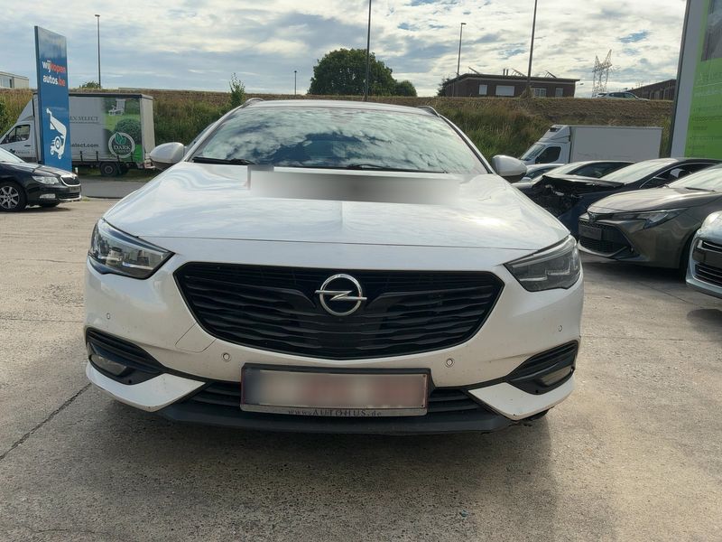 Opel Insignia Sports Tourer 2.0 CDTI Business Innovation 4x4 2018 – снимка 14