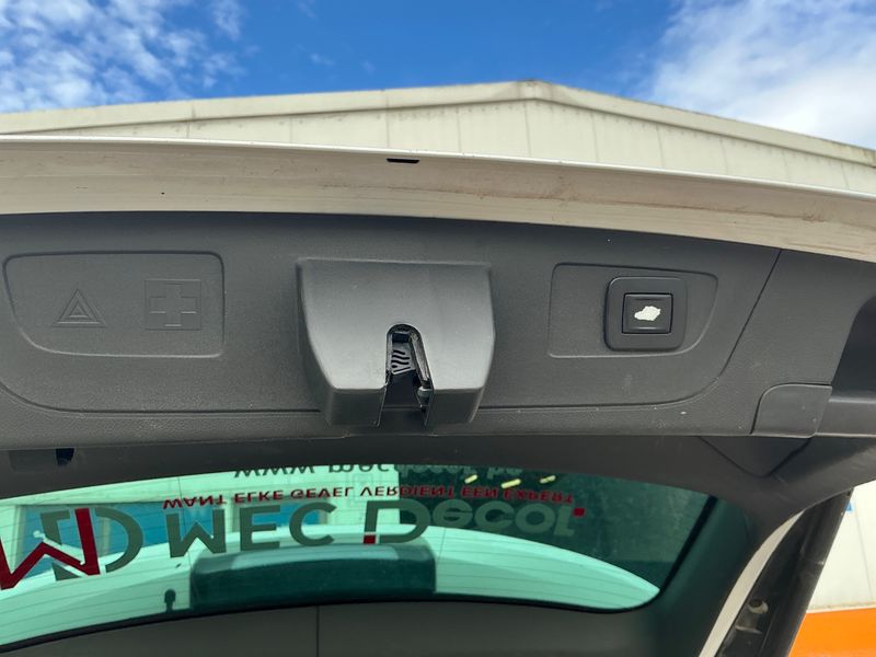 Opel Insignia Sports Tourer 2.0 CDTI Business Innovation 4x4 2018 – снимка 29
