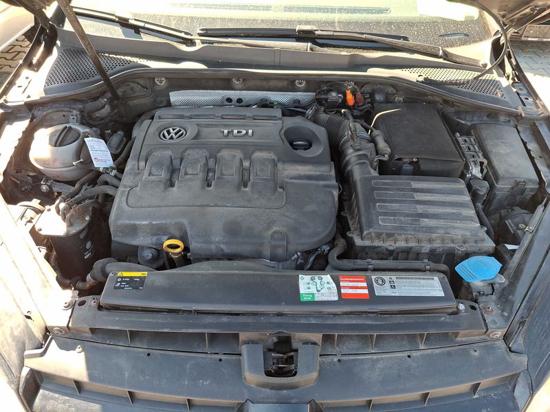 Volkswagen Golf VII 2.0 TDI Comfortline BlueMotion Tech 2013 – снимка 8