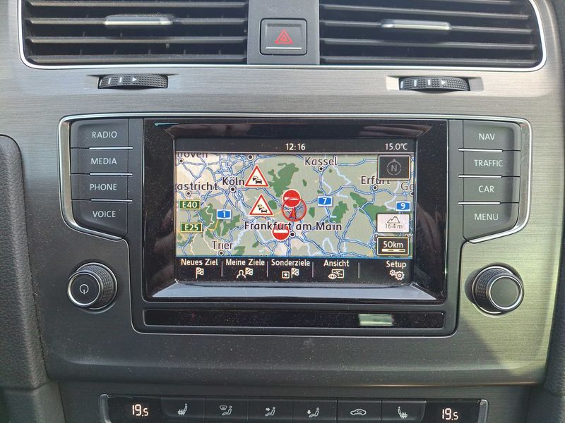 Volkswagen Golf VII 2.0 TDI Comfortline BlueMotion Tech 2013 – снимка 13