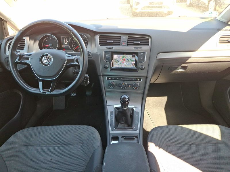 Volkswagen Golf VII 2.0 TDI Comfortline BlueMotion Tech 2013 – снимка 11