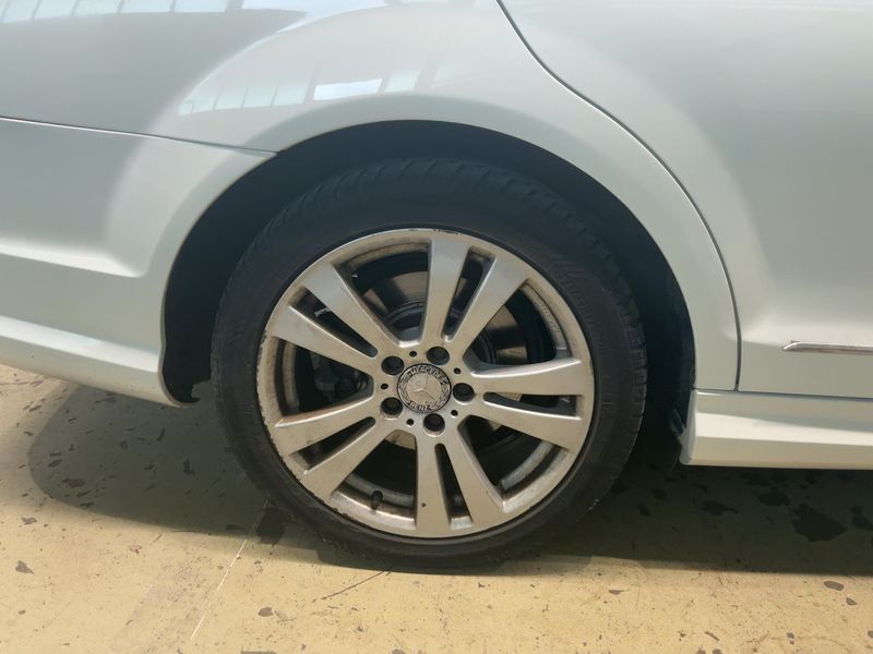Mercedes-Benz C-Klasse C 300 4Matic Avantgarde 2011 – снимка 9