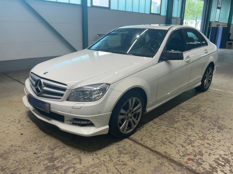 Mercedes-Benz C-Klasse C 300 4Matic Avantgarde 2011 – снимка 1